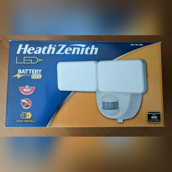 Motion Sensor Light - Picture 3 of 3